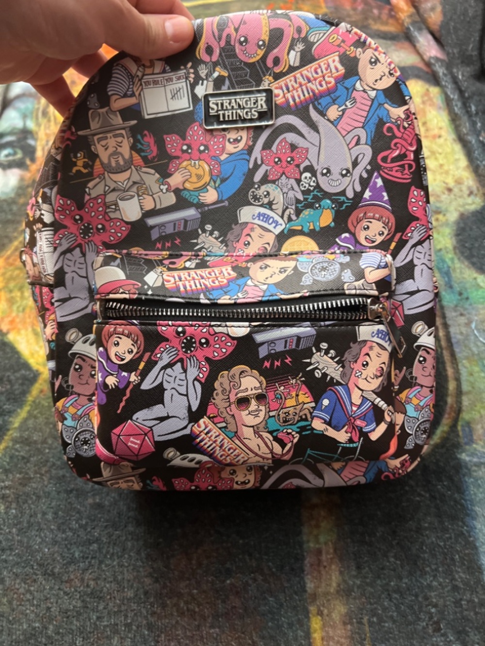 Stranger Things mini backpack - Picture 4 of 7